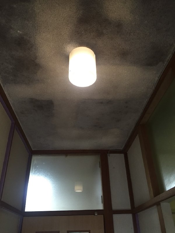 愛知県名古屋市中川区　室内天井塗装　施工前