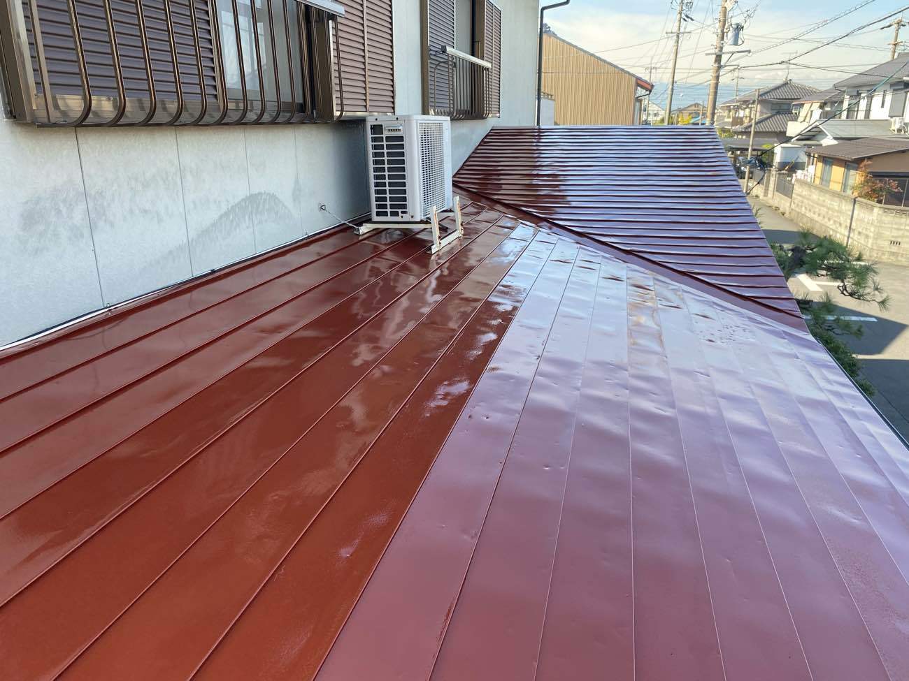 愛知県津島市　屋根塗装　全景　施工完了