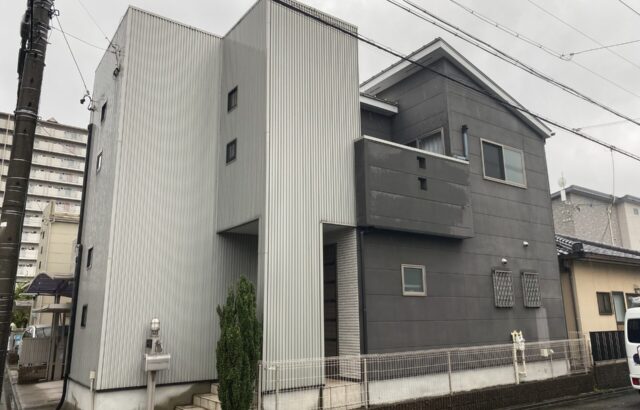 愛知県名古屋市中川区　外壁塗装　全景　施工前