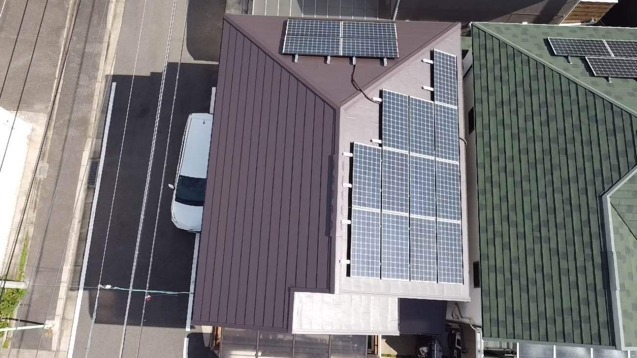 屋根カバー工法　屋根カバー　施工事例　アートペインズ　施工後