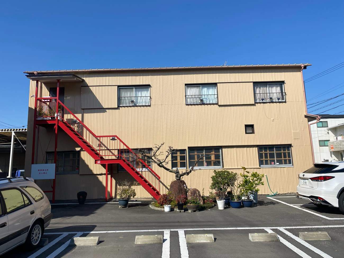 屋根葺き替え工事　外壁塗装工事　外壁塗装　ｱｽﾃｯｸ　ｼｬﾈﾂﾄｯﾌﾟﾜﾝ PX-774　名古屋市中村区　施工事例　アートペインズ　施工後