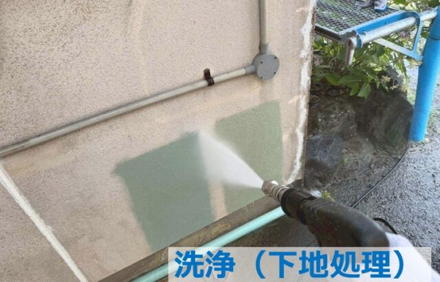 下地処理は多岐にわたります。この工程を丁寧におこなう事が、塗装工事の成功を握るカギになります　アートペインズ