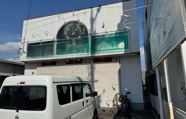 屋根塗装　ｽｰﾊﾟｰｼｬﾈﾂｻｰﾓSi　外壁塗装　ｽｰﾊﾟｰｼｬﾈﾂｻｰﾓSi　8113　ﾄｩﾙｰﾎﾜｲﾄ　名古屋市中川区　施工事例　アートペインズ　アステック　施工前