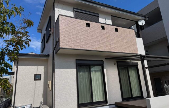 屋根塗装　外壁塗装　ウルトラMUKI　PX-731　PX-727　PX-723　15-60F　ウルトラトップ　名古屋市中川区　施工事例　アートペインズ　プレマテックス　施工後