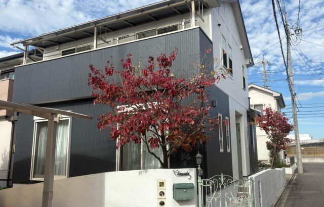 屋根工事　屋根カバー工法　横暖ルーフ　ﾌﾞﾗｯｸ　外壁塗装　グランデ　無機 　ﾒｲﾝ　PX-701　PX-707　清須市　施工事例　アートペインズ　プレマテックス　施工後