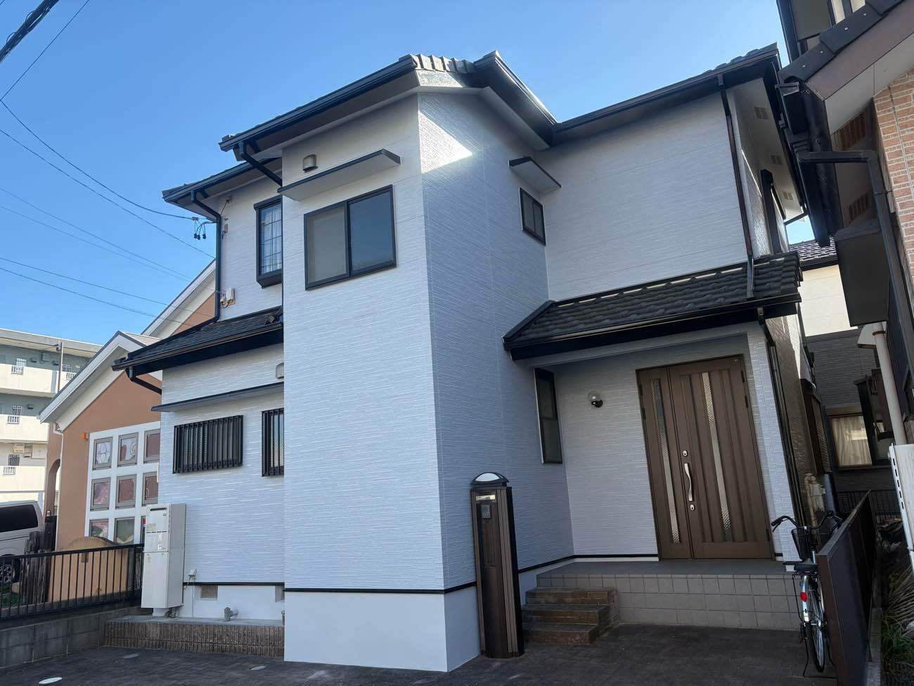 外壁塗装　シリコンREVO1000-IR　ｸｰﾙｸﾞﾚｲ　9012　名古屋市中川区　施工事例　アートペインズ　アステックペイント　施工後