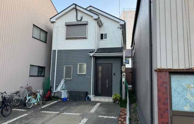 外壁塗装　超低汚染ﾘﾌｧｲﾝ弾性1000MS-IR　ｳｨｻﾞｰﾄﾞｺｯﾊﾟｰ　ｺｰﾋｰﾌﾞﾗｳﾝ　名古屋市中村区　施工事例　アートペインズ　アステックペイント　施工前