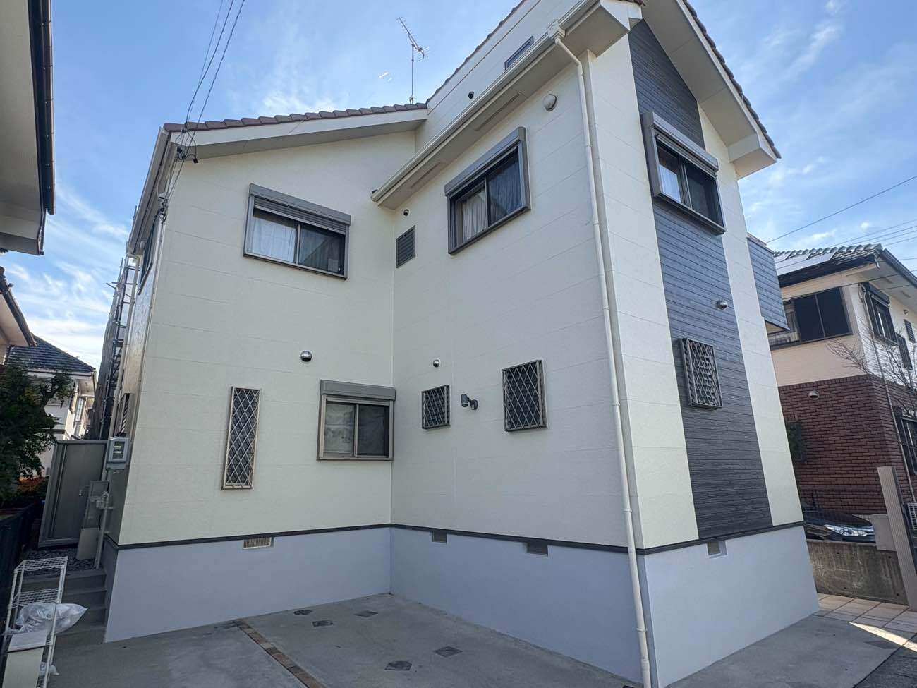 外壁塗装　超低汚染リファイン1000無機-IR　ﾆｭｰﾄﾗﾙﾎﾜｲﾄ　ｳｨｻﾞｰﾄﾞｺｯﾊﾟｰ　アステックペイント　名古屋市緑区　施工事例　アートペインズ　施工後