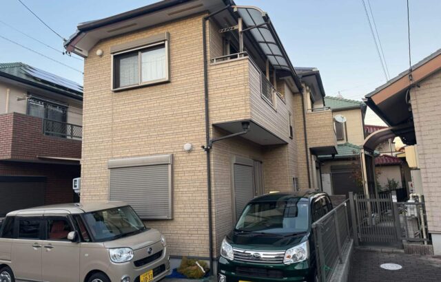 外壁塗装　超低汚染ﾘﾌｧｲﾝ弾性1000MS-IR　8088　ﾓｶ　8084　ﾒﾘｰﾉ　名古屋市緑区　施工事例　アートペインズ　アステックペイント　施工前