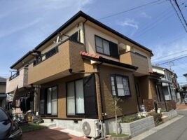 ベージュとブラウンツートン