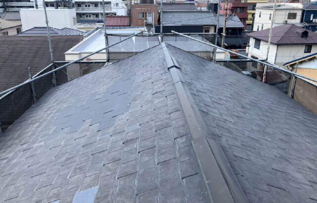 屋根カバー工法　屋根カバー工事　名古屋市中村区　施工事例　アートペインズ　施工前